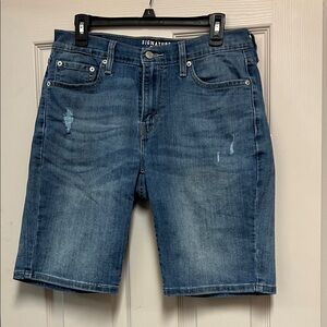 Signature Levi’s  Men's Distressed Blue Denim Shorts
